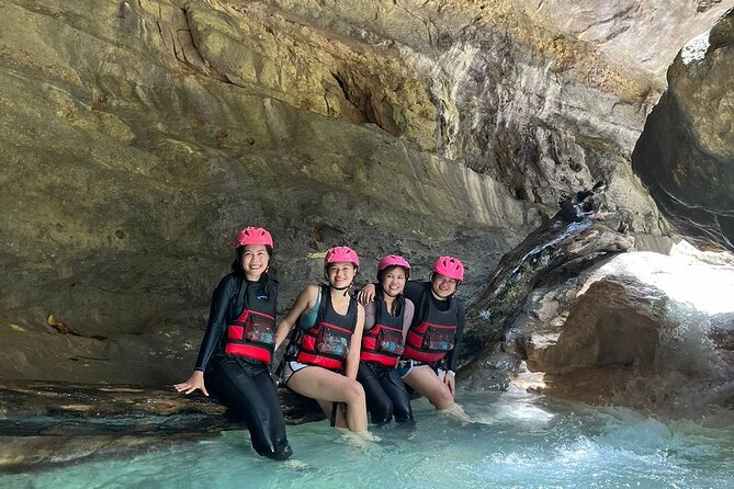 4 Hour Canyoneering Adventure at Kawasan Falls with Lunch - Gear up right: what you get and why it matters