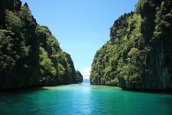 4-hour Private Van Rental in Puerto Princesa - The Driver Factor: Friendly, Patient, and Good at Routing