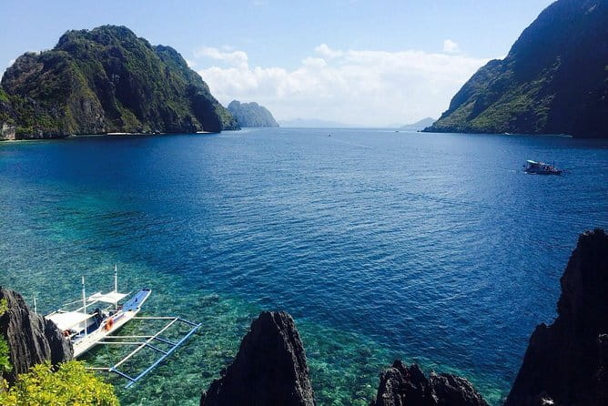 All-Inclusive El Nido Beach Hopping Private Tour - What the private group setup means for your comfort