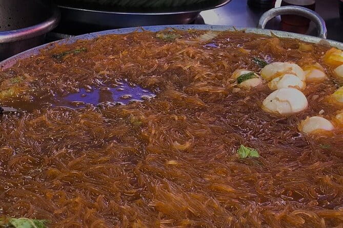 Authentic Manila Chinatown Food Tour Exploration - Pickup At NAIA And The Air-Conditioned Jump Into The Day