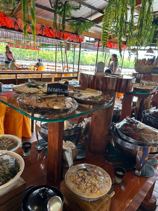 Bohol: Chocolate Hills Tour with Loboc River Cruise & Lunch - How this Bohol day tour really feels in a single 8-hour loop