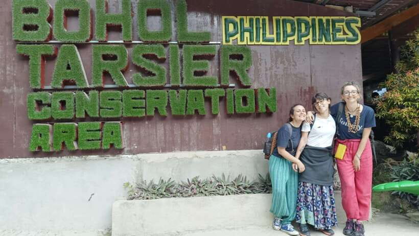 Bohol: Full Day Countryside Tour w Loboc River Lunch - Butterfly conservation center and a final hidden gem stop