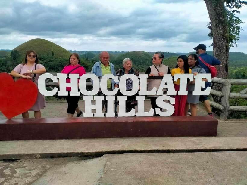 Bohol: Full Day Countryside Tour w Loboc River Lunch - Loboc River lunch cruise: turning lunch into scenery