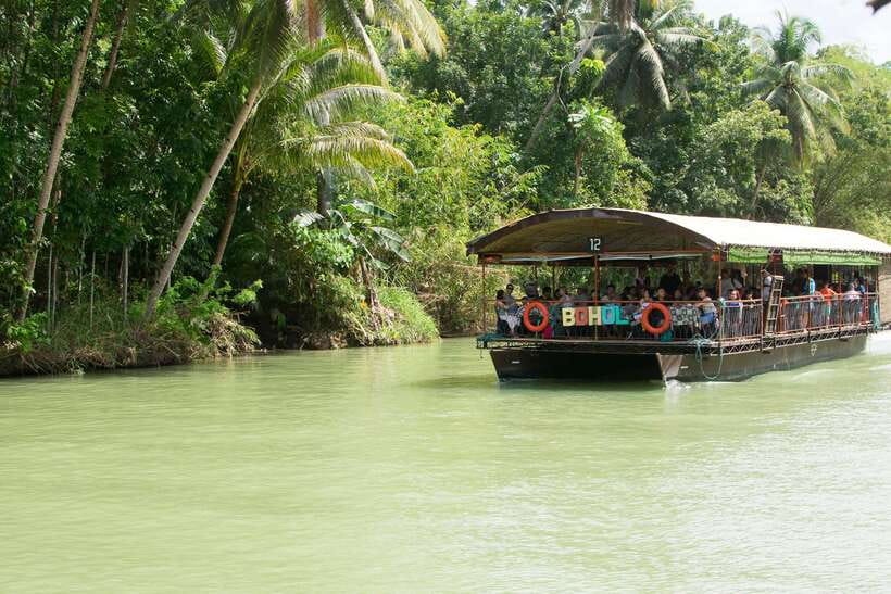 Bohol: Loboc River Buffet-Lunch Cruise with Private Transfer - Loboc River floating lunch: why it fits a half-day perfectly