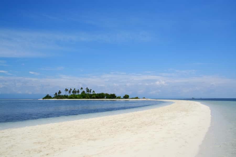 Bohol: Private Balicasag Tour with extra snorkeling time - What the tour provides: gear, life vests, towels, and a guide