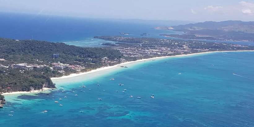 Boracay: Helicopter Tour - VIP Tour expansion: Carabao Island plus Crocodile Island