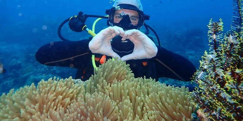 Boracay: Introduction to Scuba Diving Experience - Your First Underwater Plan: Up to 6 Meters, Around 30 to 40 Minutes