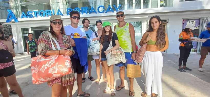 Boracay Island Hopping Experience - The 4-Hour Island Hopping Format That Keeps It Fun