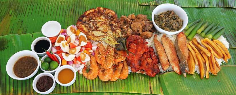 Boracay: Island Hopping Tour with Boodle Fight Lunch - Bolabog Beach start: the easy rhythm of an island hop