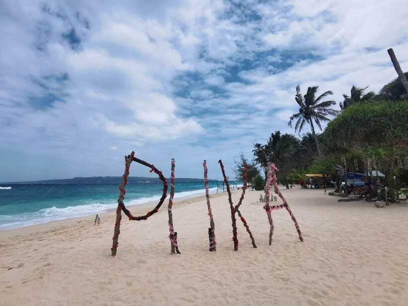 Boracay: Island Hopping with Buffet Lunch & Helmet Diving - Buffet lunch that actually supports the rest of the day