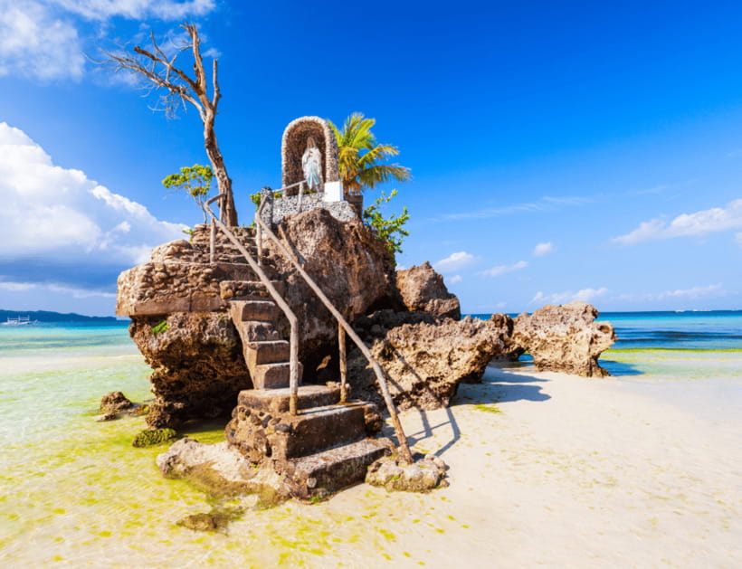 Boracay: Island Hopping with Lunch and Hot Kawa Bath - Crocodile Island Snorkeling: Short Session, Clear Rules
