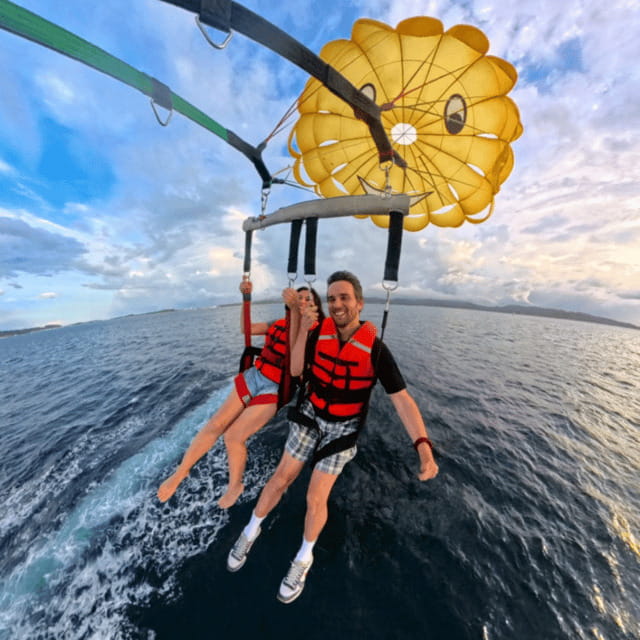 Boracay: Island Hopping with Lunch, Crystal Cove, Snorkeling - Buffet Lunch on a Beach: The Right Kind of Reset
