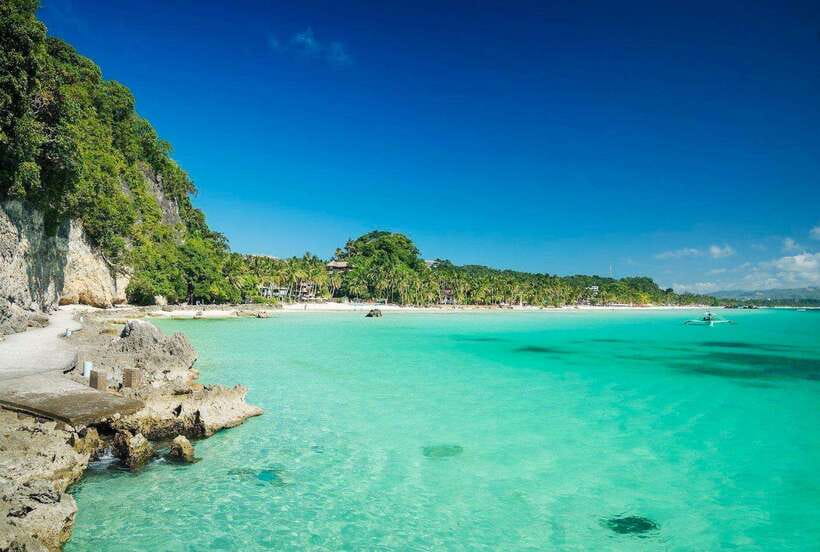 Boracay: Island Hopping with Parasailing Experience - Key things to know before you go