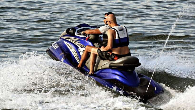 Boracay: Jet Ski Experience - Jet skiing off White Beach: the real feel of the day
