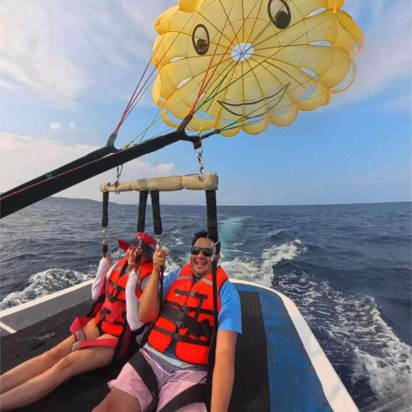 Boracay: Parasailing, Island Hopping, ATV Ride and Kawa Bath - A mixed day in Boracay that actually changes pace