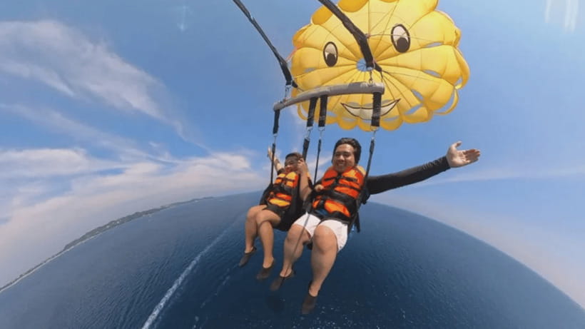 Boracay Parasailing with Insta 360 - Key Things I’d Pay Attention To