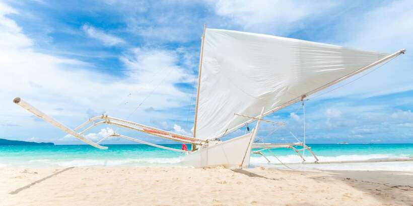 Boracay: Paraw Sailing - Getting good value from $68 per group up to 2