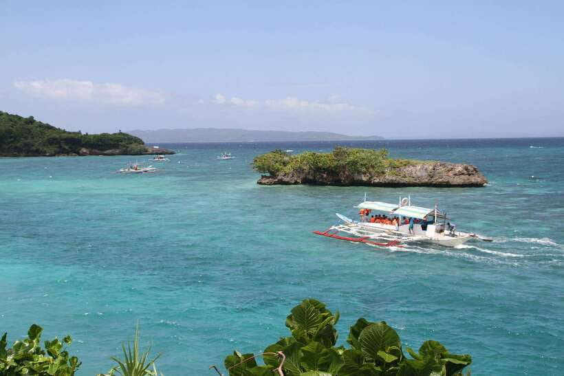 Boracay: Private Island Hopping & Snorkeling Tour - Key moments that make this tour worth your time