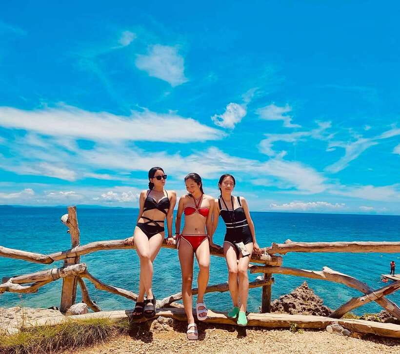 Boracay: Private Island Hopping & Snorkeling Tour - Coral Garden snorkeling: your best chance at clear, shallow fish time