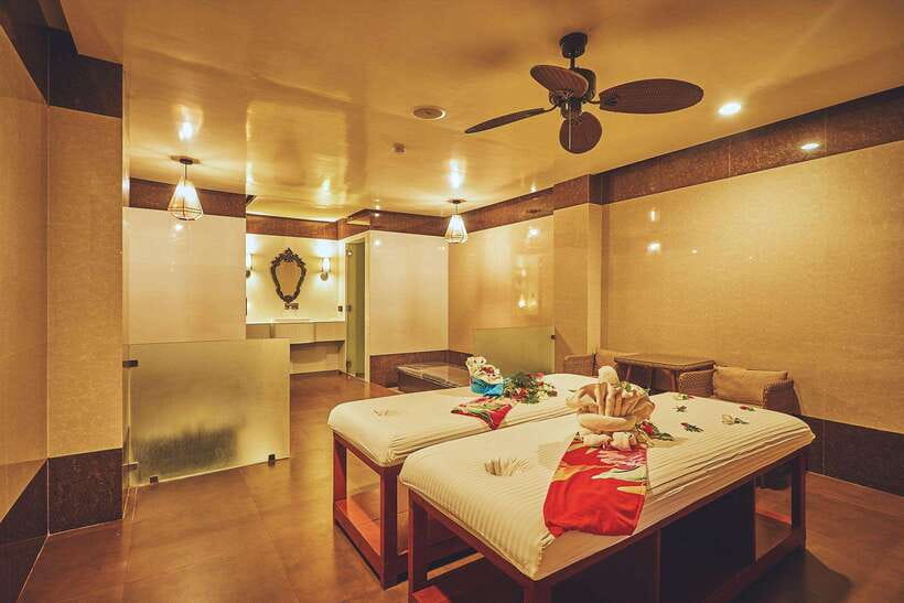 Boracay: Spa and Wellness Experience at Helios Spa - Getting There From D’mall: The Van Pickup That Saves Time