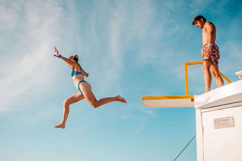 Boracay: Sunset Cruise Boat Party by Haqqy Life - The First Cruise Leg: Golden Hour From the Water