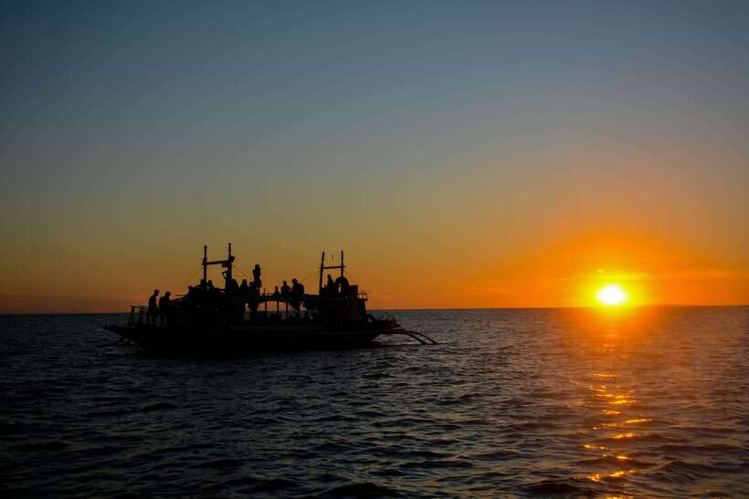 Boracay: Sunset Cruise with Water Activities - Setting Off From Astoria Boracay, Station 1