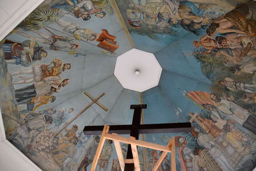 Cebu City: Half-Day Tour with Shopping - Entering old Cebu at Magellan’s Cross Pavilion