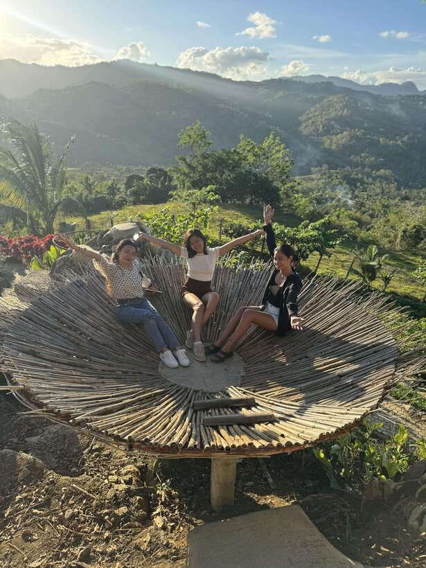 Cebu: City Highlights with Sirao Flower Garden Visit - Temple of Leah: Roman-style staircases, symbol of love, and a hilltop viewpoint