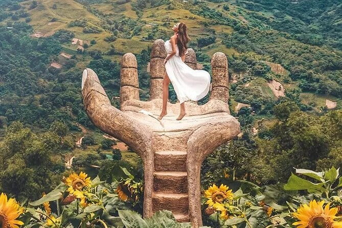 Cebu: Exploring Cebu City's rich history and Uphill Tour - Morning Start: Taoist Temple, Sirao Garden, and a Smooth Scenic Rhythm