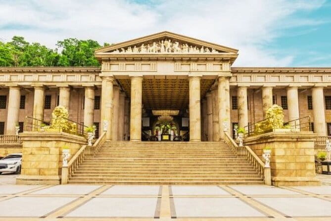 Cebu Group Tour: Best Cebu City Tour - Temple of Leah: viewpoint time and why timing matters more than hype