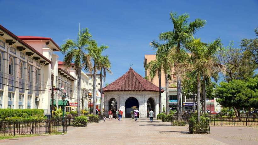 Cebu: Guided Heritage City Tour - Start in Cebu City, then settle into the van rhythm