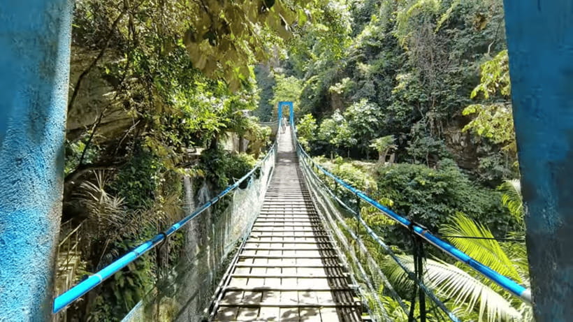 Cebu: Inambakan, Kawasan, and Mantayupan Falls Day Trip - Safety equipment, swimming rules, and how to avoid a bad moment