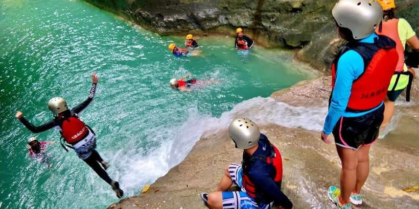 Cebu: Kawasan Falls Canyoneering & Cliff Jump Private Tour - The guides: safety coaching plus real photo help