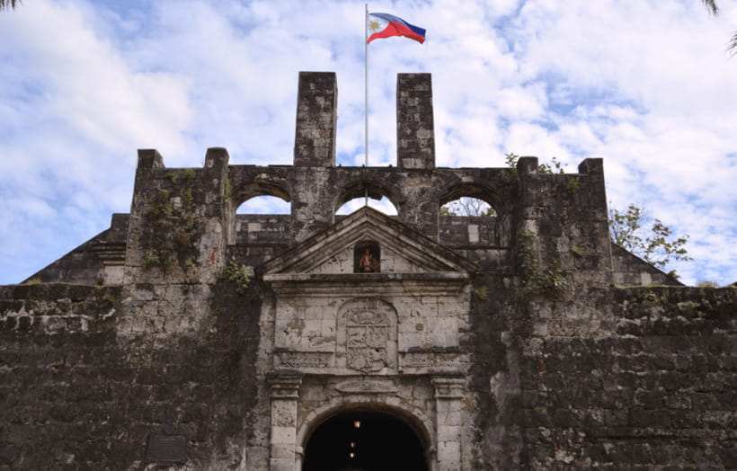 Cebu & Lapu-Lapu City Tour With Lunch at House of Lechon - Getting picked up and moving around Cebu smoothly