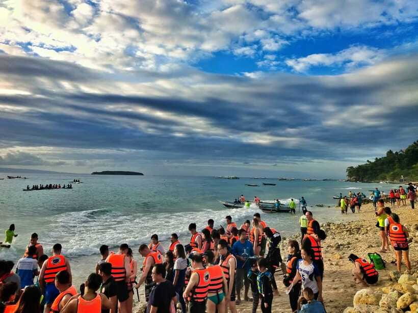 Cebu: Oslob Whale Shark Swimming - Oslob and the whale shark snorkeling setup: what 30 minutes really feels like