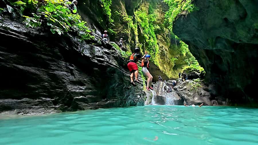 Cebu: Osmeña Peak and Kawasan Canyoneering Day Tour - What to bring so the day stays fun (and not stressful)