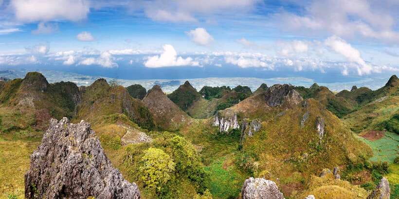 Cebu: Osmeña Peak and Kawasan Falls Canyoneering Day Trip - What’s Provided, What You Must Bring, and What to Wear