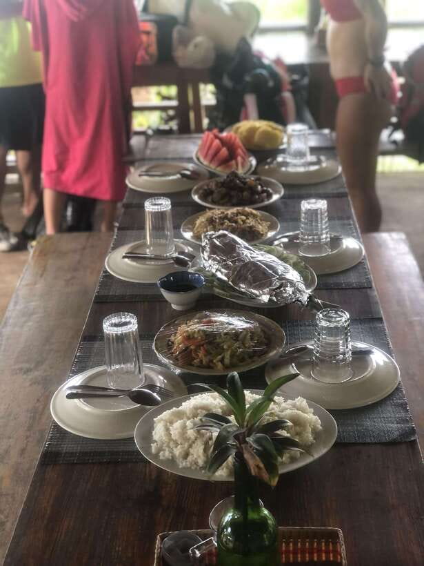 Coron: Dugong Watching with Sea Turtle and Coral Garden tour - Snorkeling With Dugongs: What the 20 Minutes Feels Like Underwater