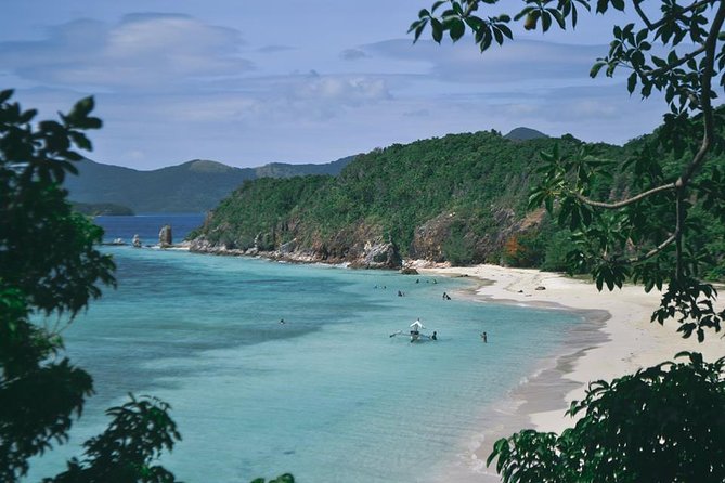 Coron Island Tour A (Shared Tour) - Food on Board: Picnic Lunch With Seasonal Fruits