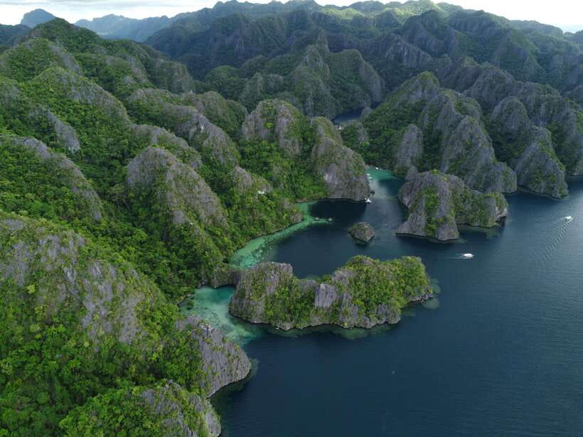 Coron: Island Tour B w/ Snorkeling & Lagoon Adventures - Twin Lagoon: The Narrow Passage and the Salt vs Fresh Water Thing