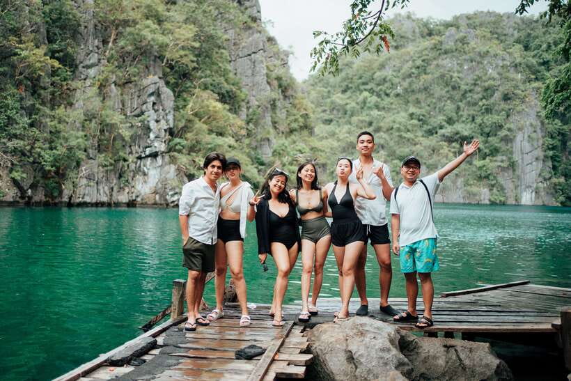 Coron: Private Island-Hopping Tour on a Yacht or Speedboat - Twin Lagoon: limestone cliffs and a “slow it down” stop