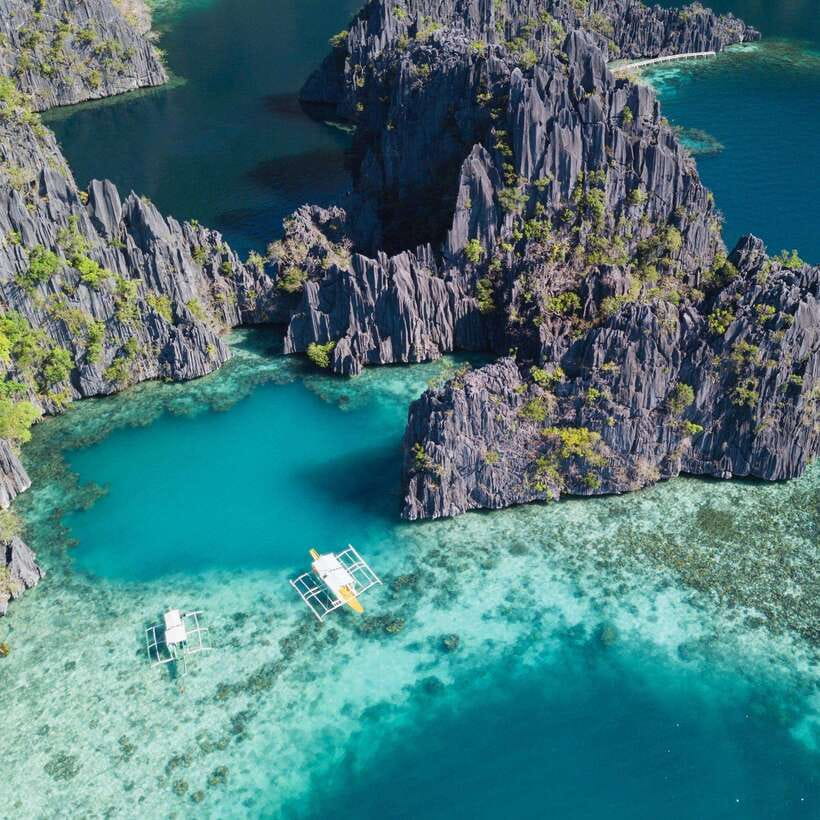 Coron Private Tour B: Barracuda Lake and Smith Beach - Barracuda Lake: the temperature-shift swim and the shoes you need
