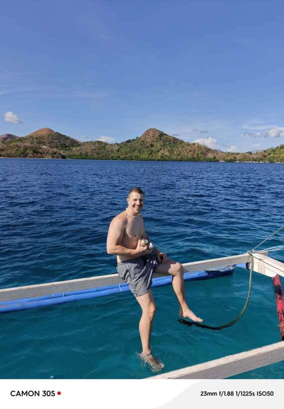 Coron Ultimate Tour: 7 Destinations with Lunch & Transfers - Kayangan Lake: the classic postcard moment