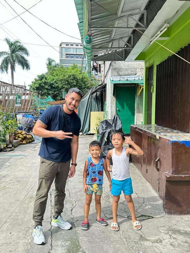 Discover the Real Manila with a Local Guide - Street food time: how to handle it confidently