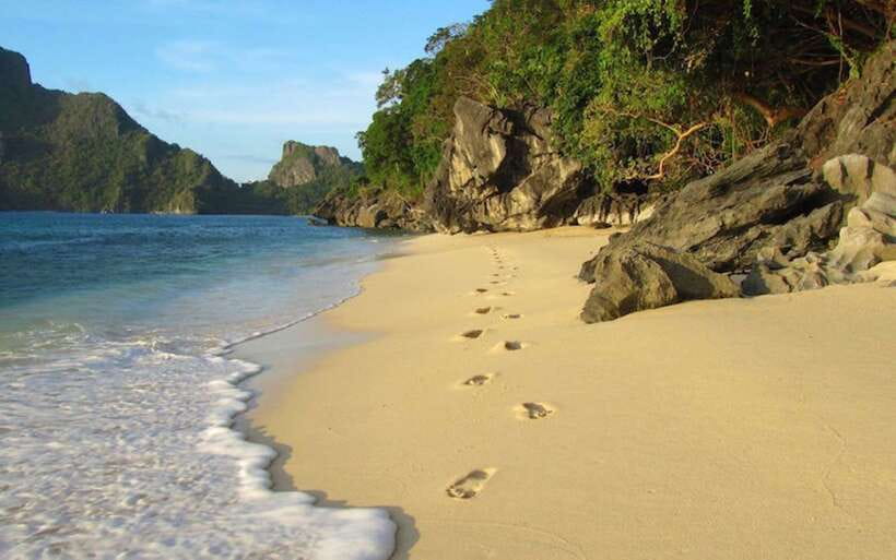 El Nido: Hidden Beaches and Lagoons Boat Hopping Tour D - Key things to know before you go