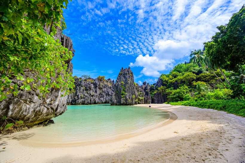 El Nido: Island Hopping and Snorkeling Private Boat Tour C - Snorkeling Reality Check: Gear, Safety, and Reef-Friendly Habits