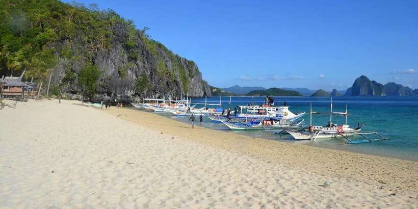El Nido: Island Hopping Tour A Lagoons and Beaches - Safety, guidance, and the small details that matter