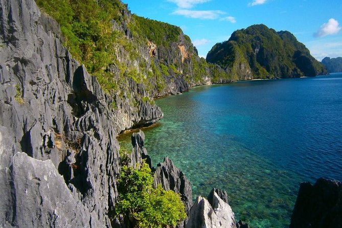 El Nido Island Hopping Tour A with Lunch - Seven Commando Beach: the longer hour for swimming and photos