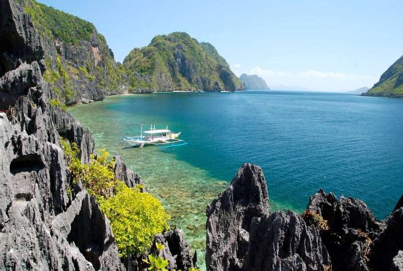 El Nido Island Hopping Tour C: Hidden Beaches & Shrine - Snorkeling reality: marine life, but quality can vary