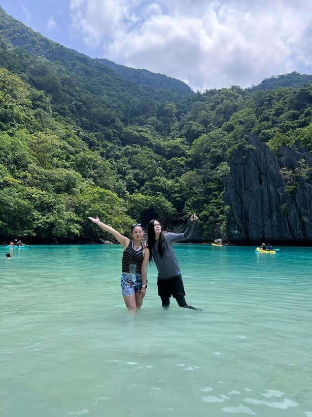 El Nido: Island Hopping Tour C with Lunch EDTF included - Secret Beach: the early photo stop and the first swim